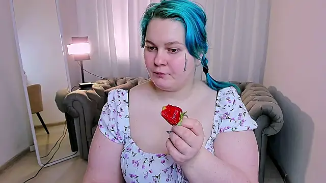 Snapshot of Amelia_Skyee chatting on 06.19.26 Amelia Skyee online show from 06.19.26