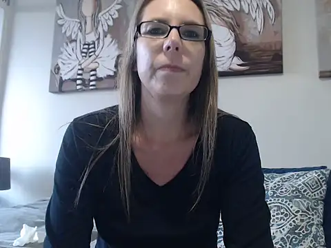 Snapshot of blondiesin50 chatting on 05.16.26 blondiesin50 online show from 05.16.26