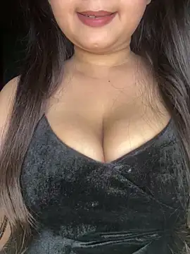 Naughty pooja44 online show from 05.07.26