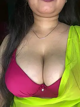 Naughty pooja44 online show from 05.26.26
