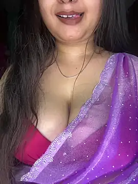 Naughty pooja44 online show from 05.31.26