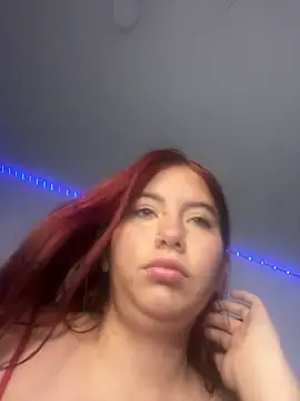 Snapshot of Caro_redd chatting on 05.07.26 Caro redd online show from 05.07.26
