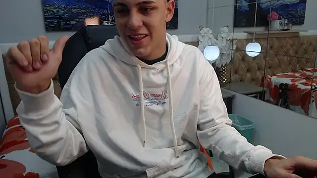 Ethanx18  online show from 05.20.26