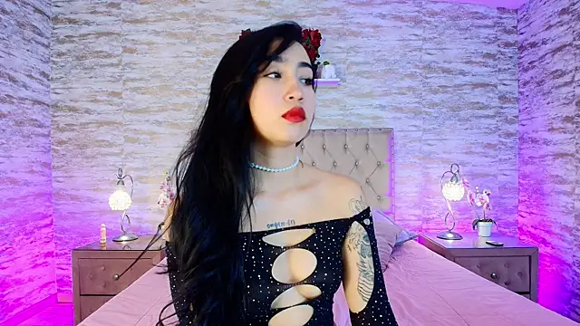 AshleyGross  online show from 04.28.26