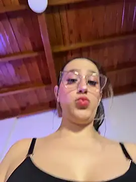 RenataVelasquez online show from 07.13.26