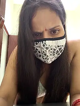 Snapshot of LovelyNidhi chatting on 05.24.26 LovelyNidhi online show from 05.24.26