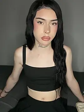 Snapshot of hailiechyll chatting on 06.01.26 hailiechyll online show from 06.01.26