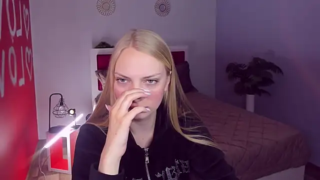 NancyGlamour online show from 06.04.26