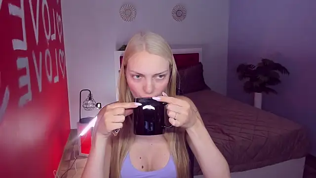 NancyGlamour online show from 06.08.26