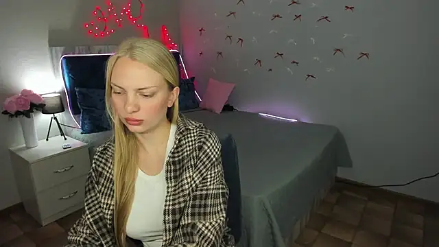 NancyGlamour online show from 06.24.26
