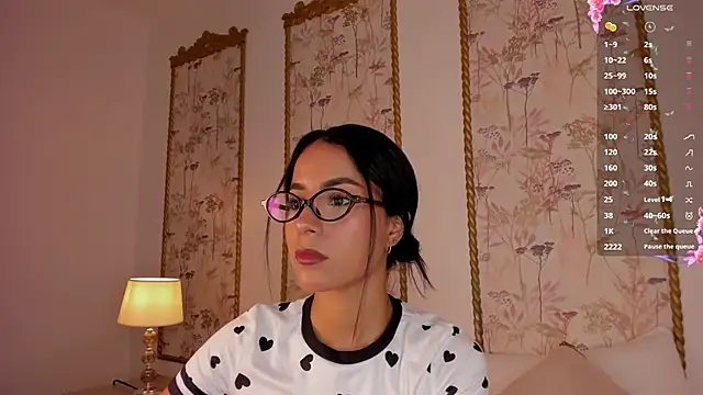 Snapshot of sara_castro24_ chatting on 07.09.26 sara castro24 online show from 07.09.26