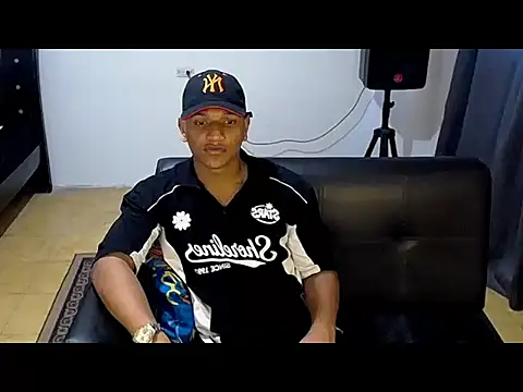 Ian Arcia online show from 05.10.26