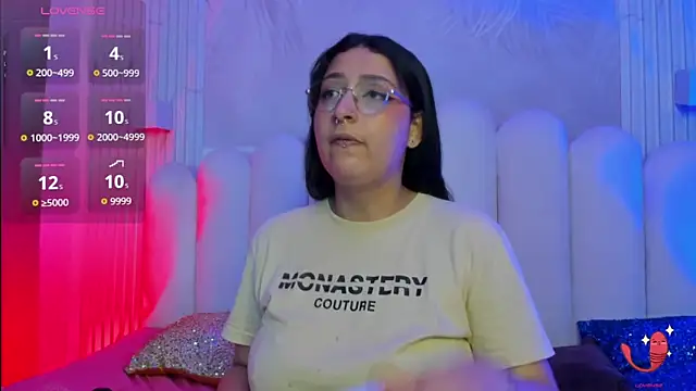 Snapshot of Svetlana_3 chatting on 05.16.26 Svetlana 3 online show from 05.16.26