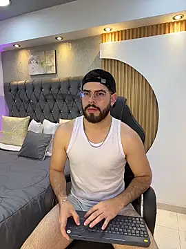 Snapshot of DomBoy_ chatting on 05.14.26 DomBoy online show from 05.14.26