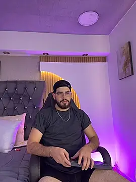 Snapshot of DomBoy_ chatting on 05.15.26 DomBoy online show from 05.15.26