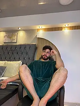 Snapshot of DomBoy_ chatting on 05.26.26 DomBoy online show from 05.26.26