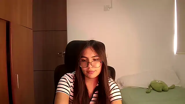abbyyandmaxx online show from 05.18.26