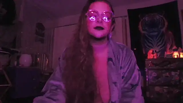 Snapshot of bewerekitten chatting on 05.23.26 bewerekitten online show from 05.23.26
