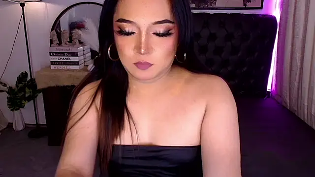 Snapshot of Sensual_Ekang chatting on 07.01.26 Sensual Ekang online show from 07.01.26