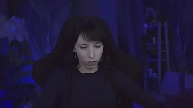 Snapshot of SeraphineSparda chatting on 07.18.26 SeraphineSparda online show from 07.18.26