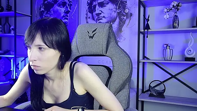 Snapshot of SeraphineSparda chatting on 07.28.26 SeraphineSparda online show from 07.28.26
