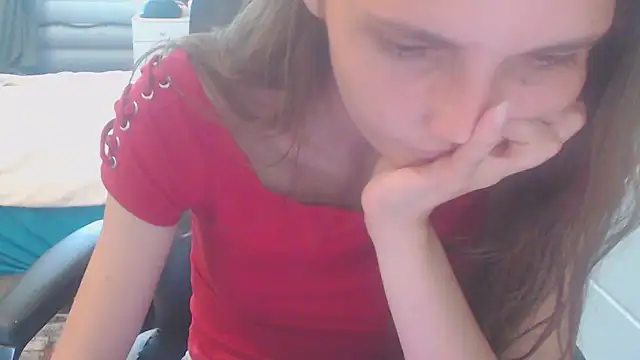 juili juili online show from 06.05.26