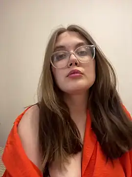 Snapshot of ecpochmak chatting on 05.27.26 ecpochmak online show from 05.27.26