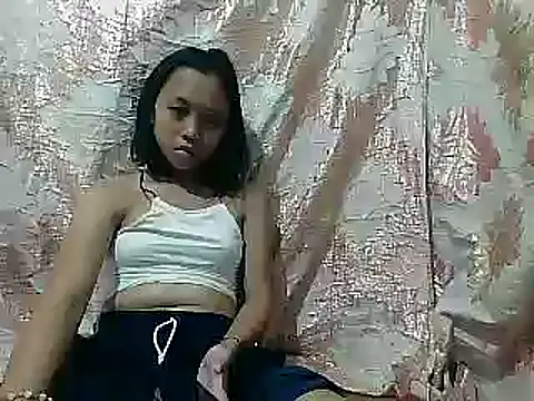 Snapshot of Yours_AsianPinayGirl18 chatting on 05.03.26 Yours AsianPinayGirl18 online show from 05.03.26