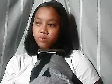 Snapshot of Yours_AsianPinayGirl18 chatting on 06.03.26 Yours AsianPinayGirl18 online show from 06.03.26