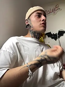  valentinoooo online show from 07.11.26