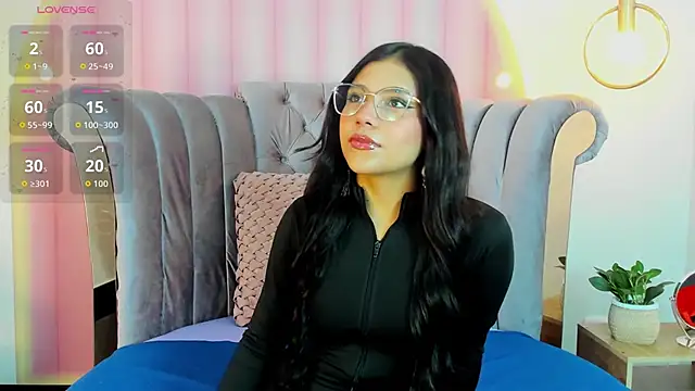 Snapshot of babe_vennus chatting on 05.26.26 babe vennus online show from 05.26.26