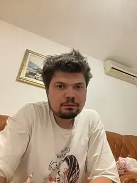 Ernestiklong online show from 04.30.26