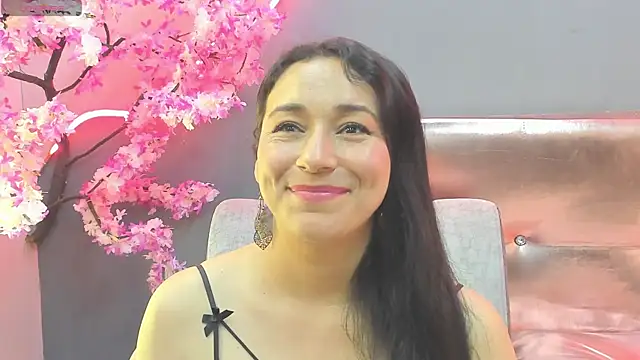 Elizabeth bennett online show from 07.14.26