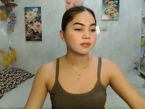 Snapshot of ur_asiankat chatting on 06.08.26 ur asiankat online show from 06.08.26