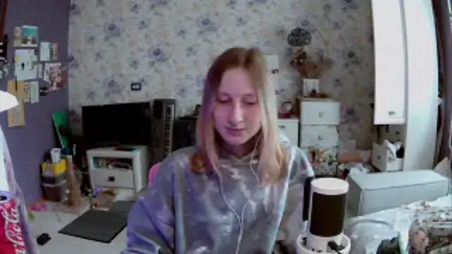 Snapshot of DeidraMeja chatting on 05.30.26 DeidraMeja online show from 05.30.26