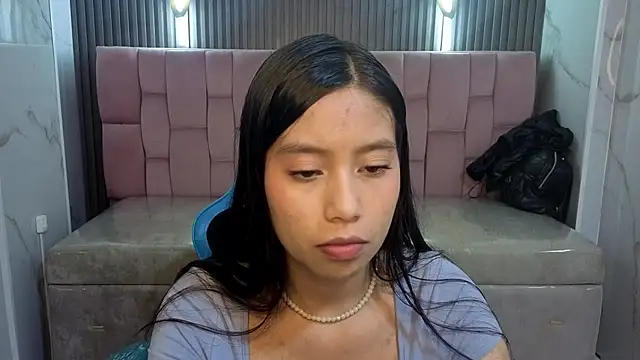 Snapshot of Eimy18_b chatting on 07.24.26 Eimy18 b online show from 07.24.26
