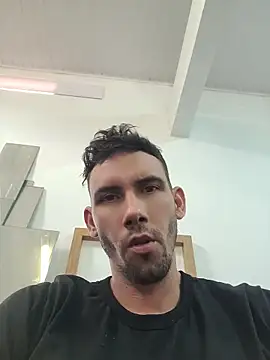 Snapshot of Leandro_flores92 chatting on 07.16.26 Leandro flores92 online show from 07.16.26
