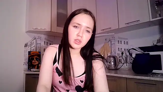 Snapshot of LannieCam chatting on 05.15.26 LannieCam online show from 05.15.26