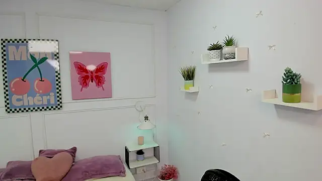 Sharon Adamss online show from 07.17.26