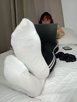 Ari vibesX online show from 06.08.26