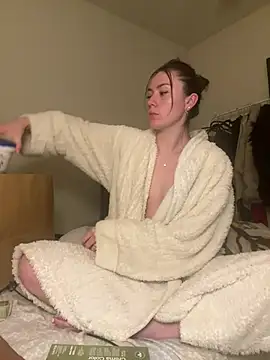 daisycollins online show from 05.20.26