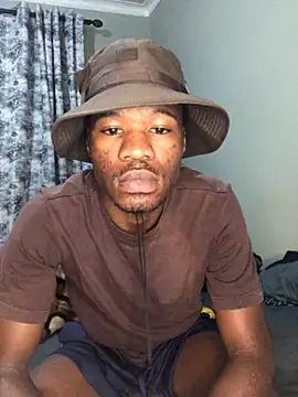 Snapshot of thandolezwe1 chatting on 05.04.26 thandolezwe1 online show from 05.04.26