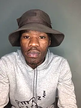 Snapshot of thandolezwe1 chatting on 05.06.26 thandolezwe1 online show from 05.06.26