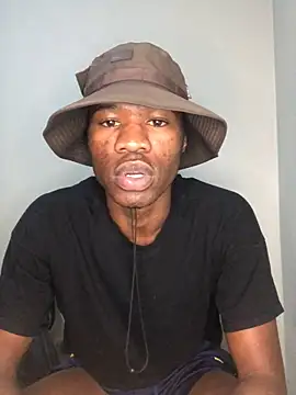 Snapshot of thandolezwe1 chatting on 05.19.26 thandolezwe1 online show from 05.19.26