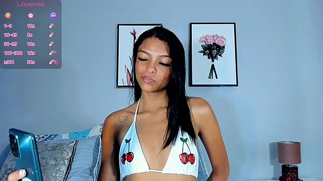 Snapshot of Miaa_ZZ chatting on 05.14.26 Miaa ZZ online show from 05.14.26