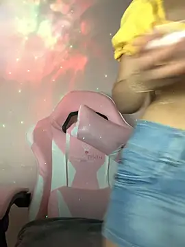 Julieth ec online show from 06.03.26