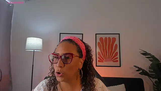 Eva-Millss online show from 05.14.26
