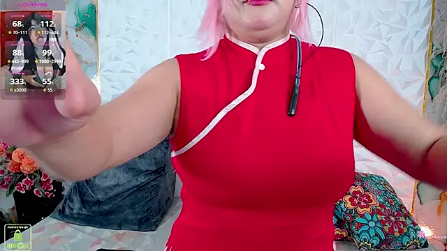 Snapshot of Azumi_Cosplay_ chatting on 07.24.26 Azumi Cosplay online show from 07.24.26