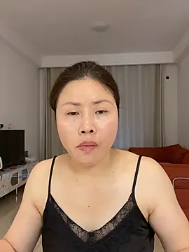 Fragrant 51 online show from 05.04.26