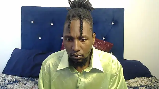 Snapshot of LabetoXXX chatting on 06.14.26 LabetoXXX online show from 06.14.26